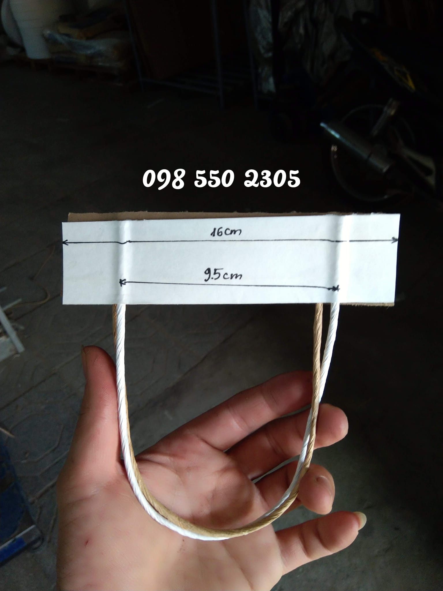 Quai túi giấy kraft trắng kích thước 9.5cm