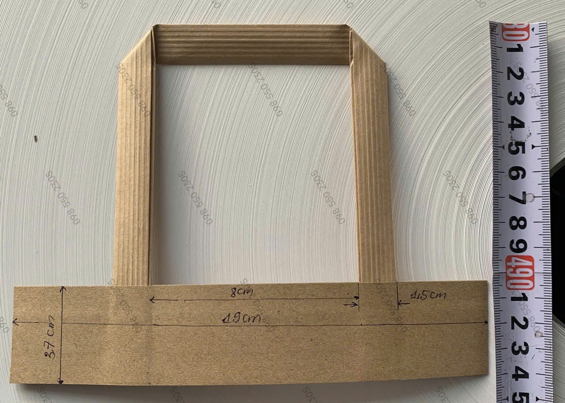 Quai túi giấy vuông màu vàng nâu 19cm